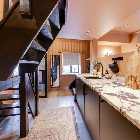 Apartments For Two In Brand New Luxury Rural Farmhouse Escape 람즈바텀 외부 사진