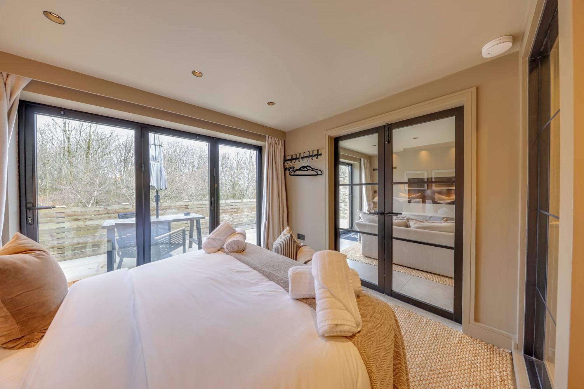 Apartments For Two In Brand New Luxury Rural Farmhouse Escape 람즈바텀 외부 사진