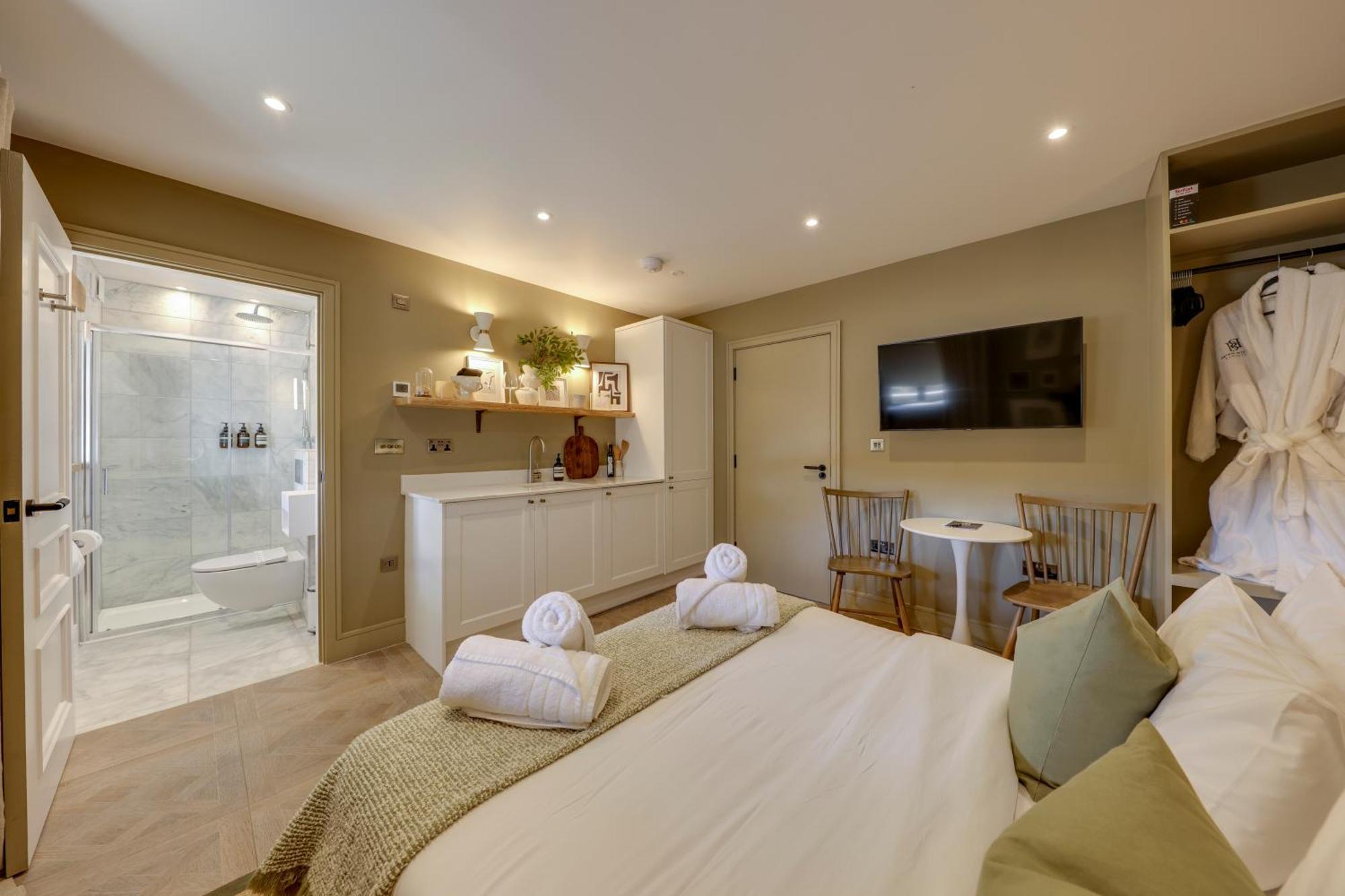 Apartments For Two In Brand New Luxury Rural Farmhouse Escape 람즈바텀 외부 사진