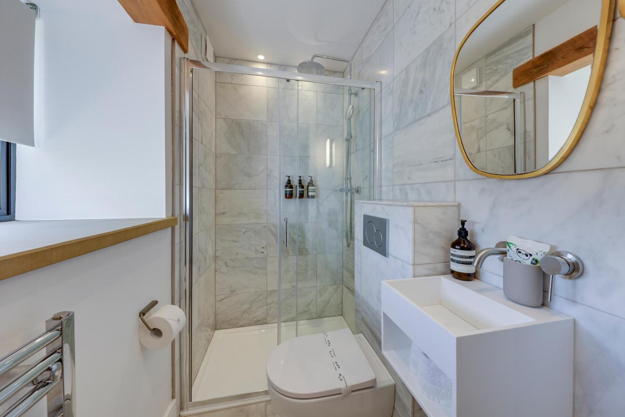 Apartments For Two In Brand New Luxury Rural Farmhouse Escape 람즈바텀 외부 사진